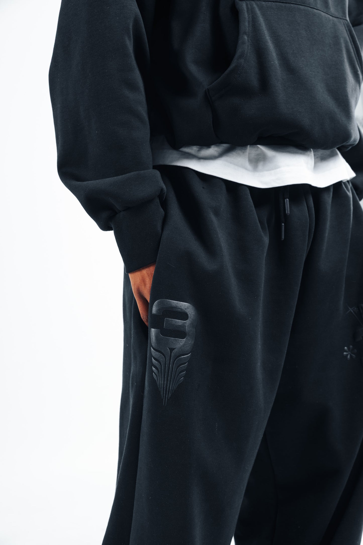 BLACK 3021 TRACKSUIT